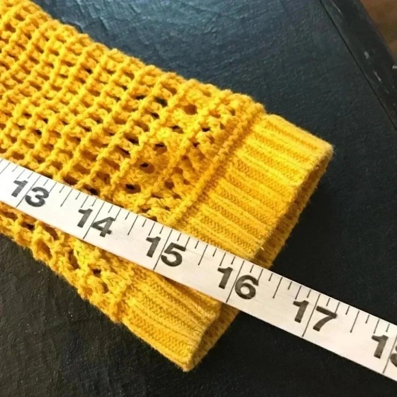 💕Old  navy crochet hoodie - Picture 7 of 8